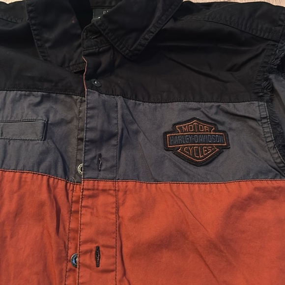 Large Harley Davidson button down - Picture 2 of 4